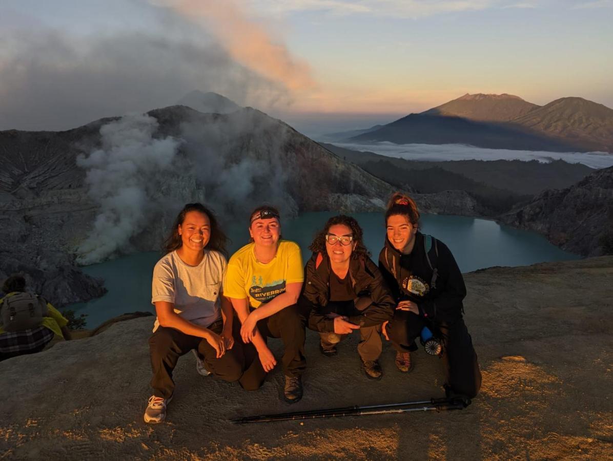Dannu'S Homestay Ijen And Bromo Tour バニュワンギ エクステリア 写真